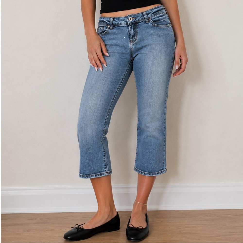 Y2K Low Rise Denim Capri Crop Pants Light Wash Women 10 Indie 2000s Mcbling
